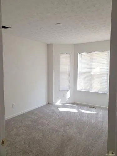 2294 Hazelnut Dr — Photo 17