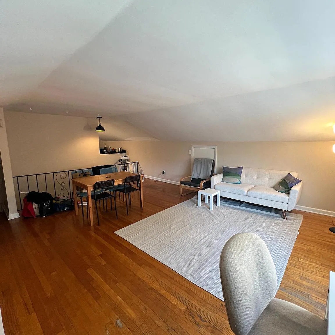 1 bed, 1.0 bath, $2,000 — Photo 2
