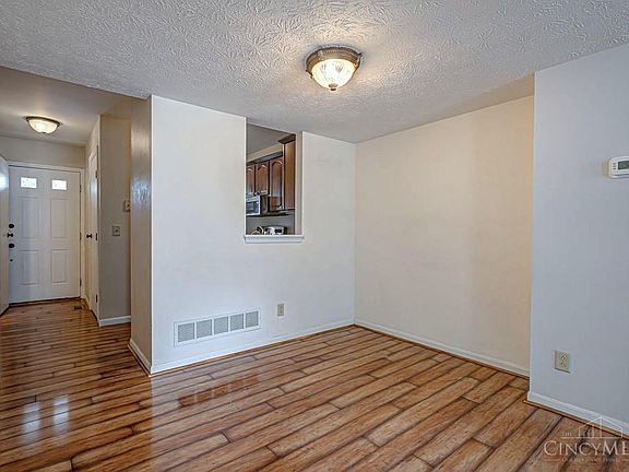 5th image of 2946 Millbank Row