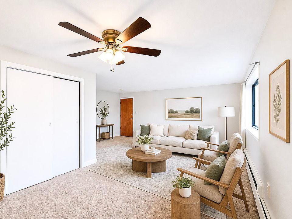 1st image of 2976 Voelkel Ave