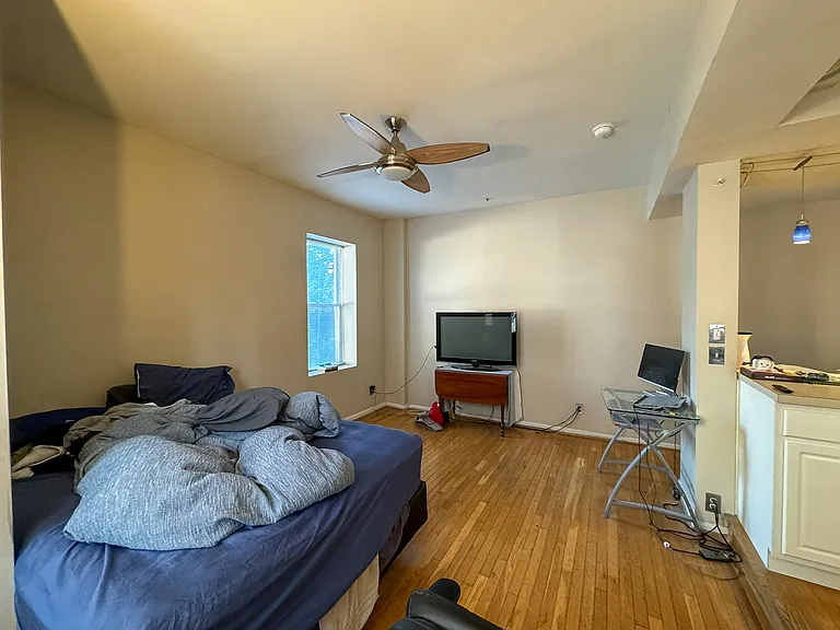 1415 Chapin St NW #207 — Photo 11