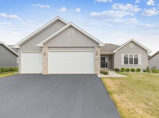 1943 Sawyer Rd, Belvidere, IL 61008