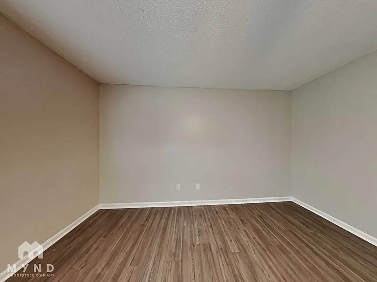 202 Indian Spring Dr — Photo 11