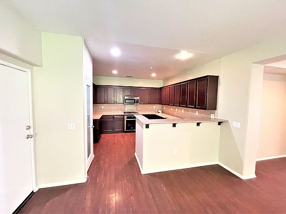 5th image of 31757 Biagio Way