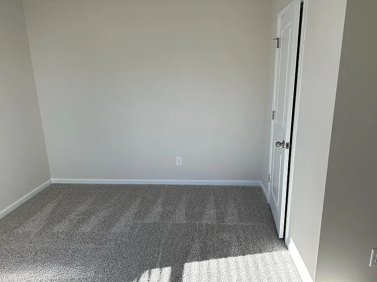 5270 Brailey Cir — Photo 49