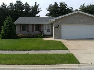 911 Thomas Dr, Momence, IL