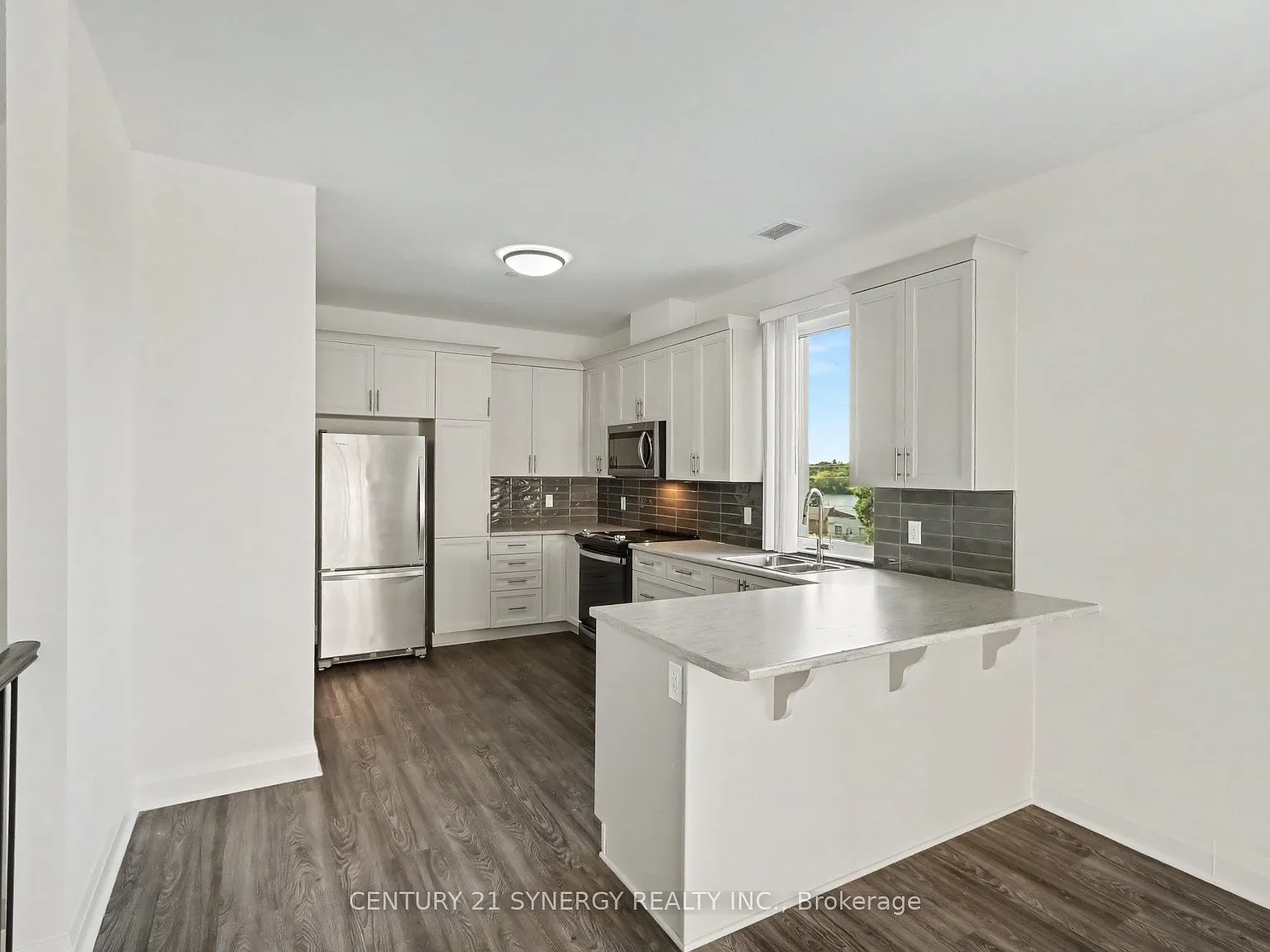 2 bed, $2,250 — Photo 4