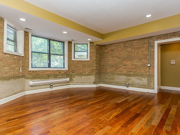 4th image of 2050 W Hood Ave #1B