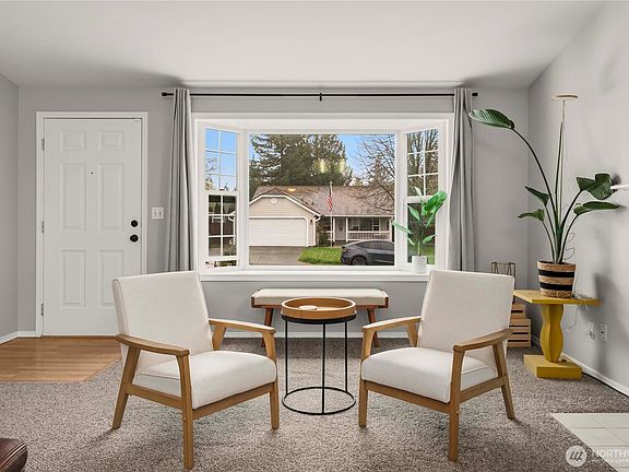 5th image of 3414 NE Westchester Street