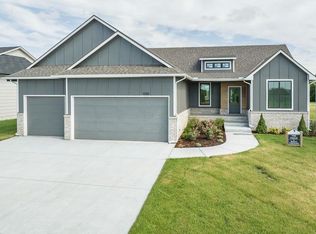 1250 W Ravendale Ln, Goddard, KS 67052