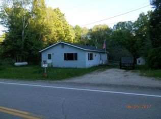 W17659 S Curtis Rd, Germfask, MI 49836