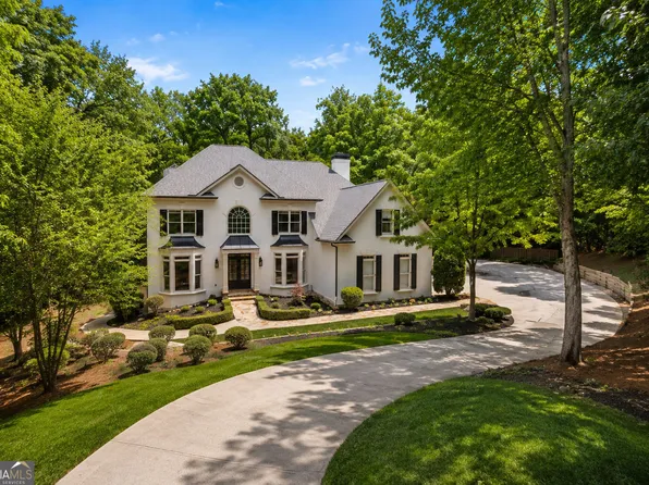 110 Valley Summit Ct, Roswell, GA 30075