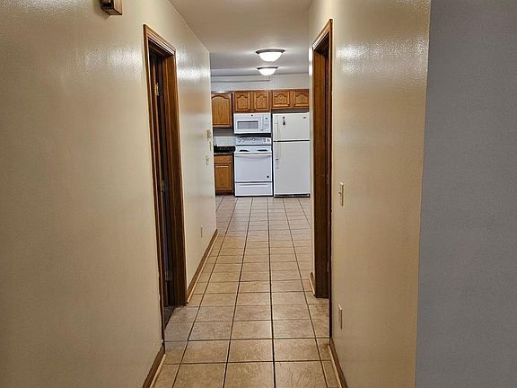 5th image of 148 Garfield Ave