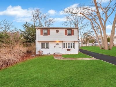 209 Fir Grove Road, Ronkonkoma, NY, 11779