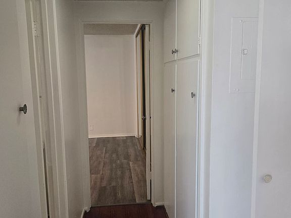 3rd image of 1344 Glenwood Rd APT 5