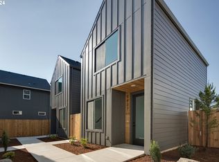 5827 SE Liebe St, Portland, OR 97206