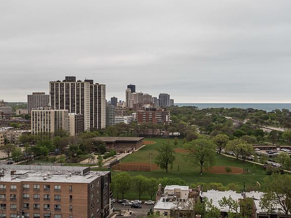 3rd image of 4250 N Marine Dr APT 1734