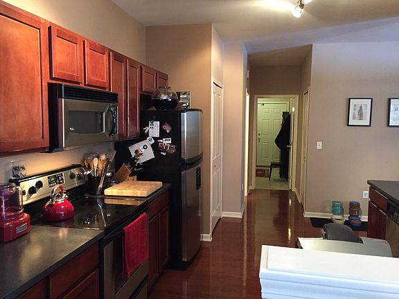 5th image of 47792 Pembroke Dr #117