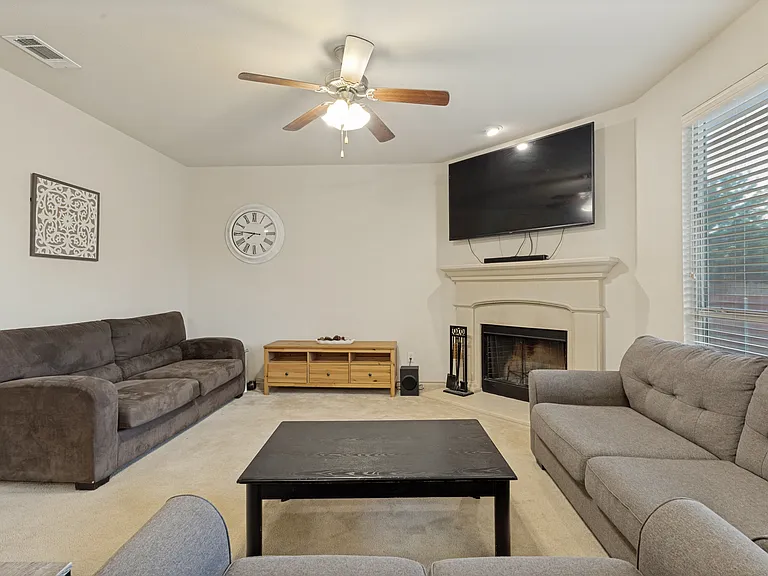540 Vidalia Ct — Photo 7
