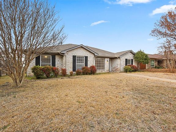 3rd image of 2307 Winterstone Dr