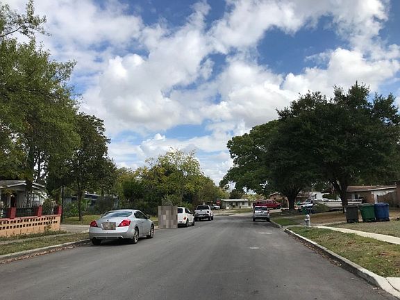 5th image of 34 Storeywood Dr