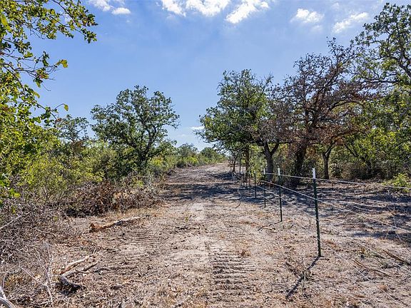 3rd image of 7 County Road 211