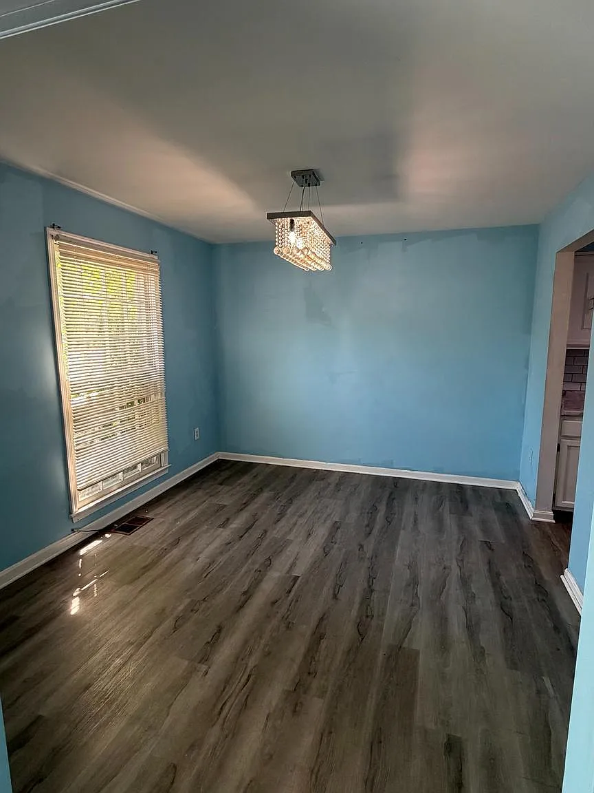 3 bed, 2.5 bath, 1908 sqft, $2,799 — Photo 4
