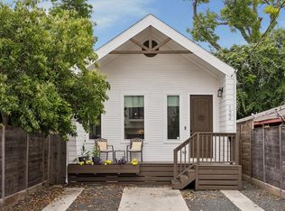 122 E 33rd St, Houston, TX 77018