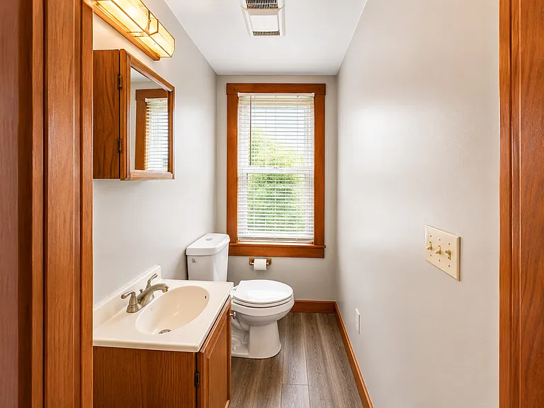 608 Northpoint Rd — Photo 16