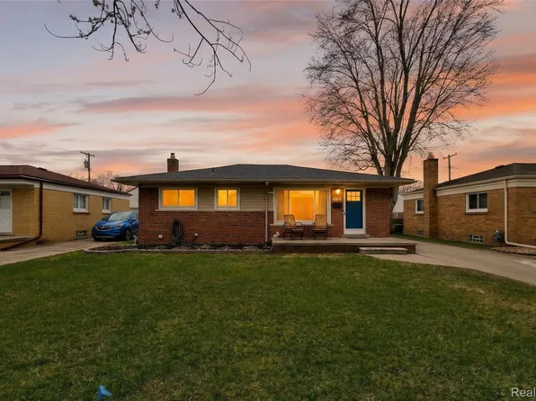 33225 Florence St, Garden City, MI 48135