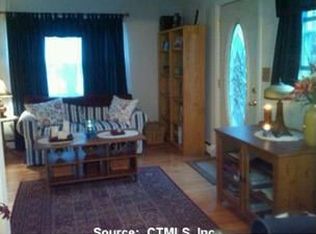 18 Berger St, Branford, CT 06405