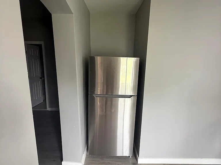 408 Front St #2 — Photo 3