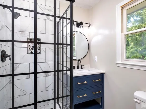 2560 Sargent Rd, Dalzell, SC 29040