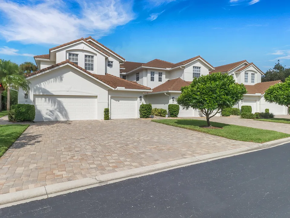 26974 Montego Pointe Ct #1101