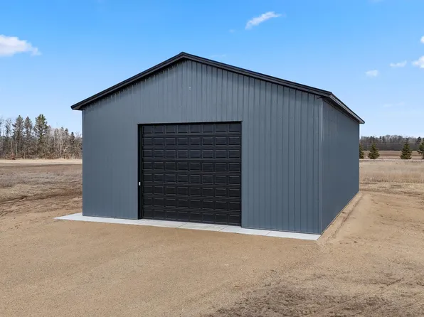 3446 Earle Jenkins Dr, Pequot Lakes, MN 56472