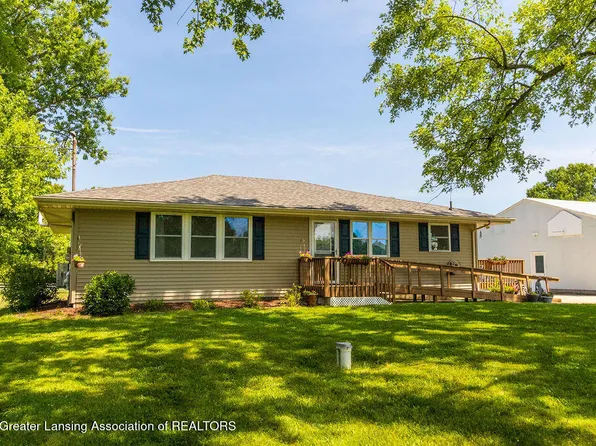 2865 Sherwood Rd, Williamston, MI 48895