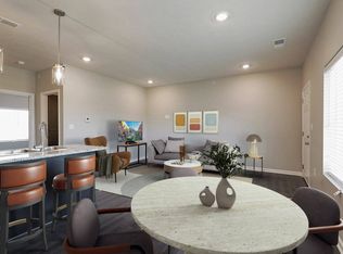 2960 S Coddington Ave #203B, Lincoln, NE 68522
