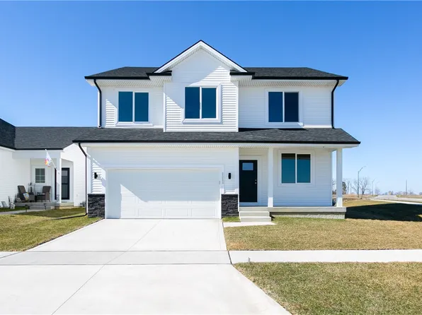 2222 Chan Dr, Adel, IA 50003