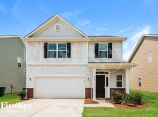 2807 Curbstone Ln, Charlotte, NC 28213