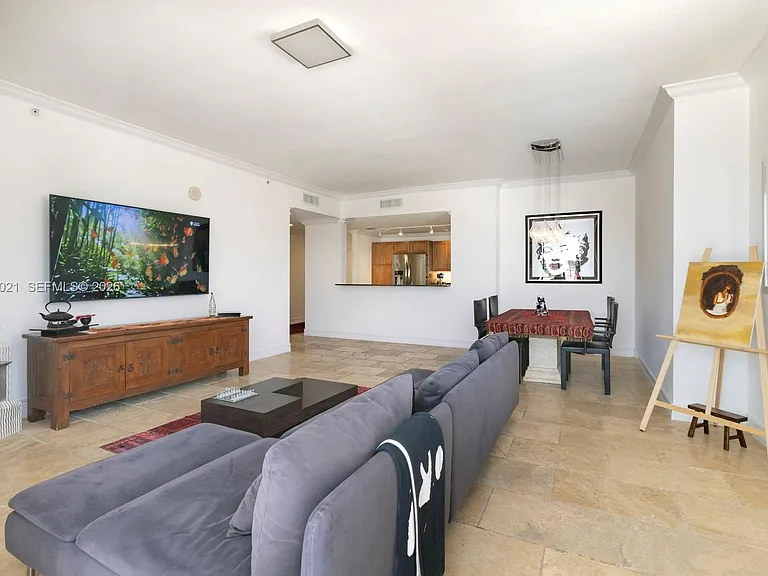 8395 SW 73rd Ave #602 — Photo 9