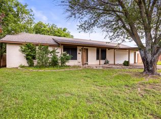 1431 W Torrey St, Granbury, TX 76048