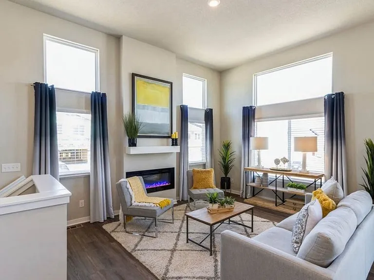 9684 Heightsview Dr — Photo 4