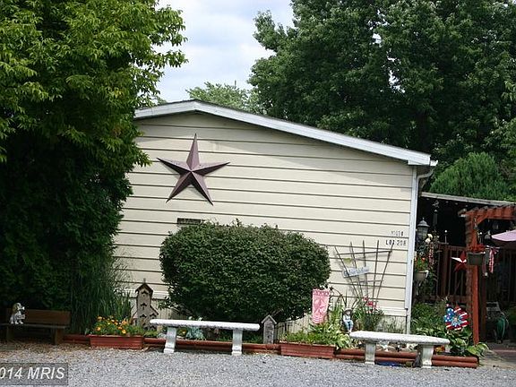 2nd image of 11114 Lakeside Dr