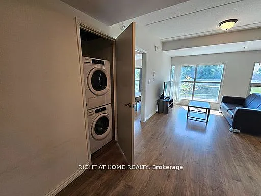 275B Larch St #107 — Photo 10