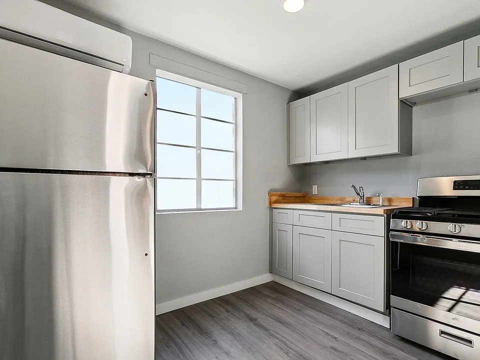 2316 Washington Ave #211