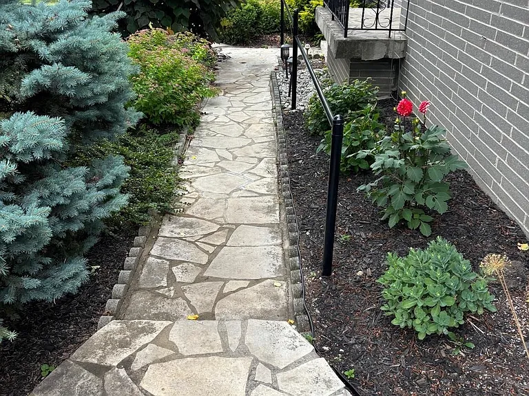 4 Weldon Ct — Photo 5