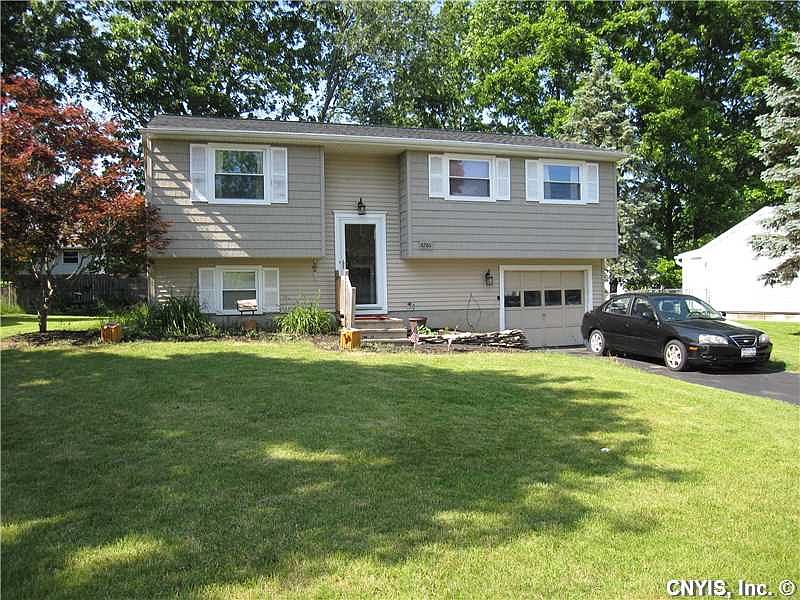 1st image of 8286 Larkspur Dr