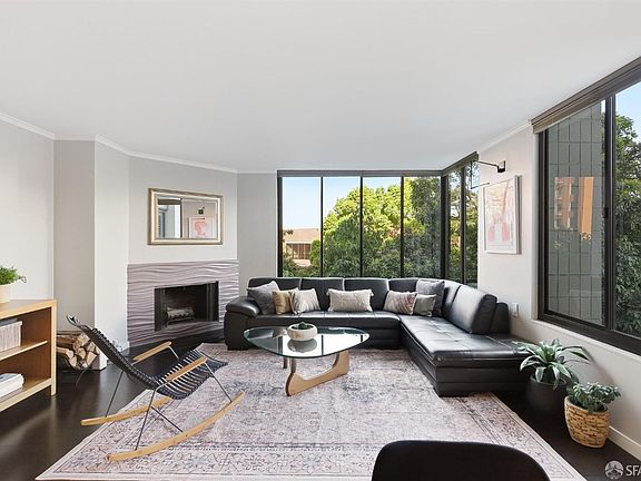 4th image of 152 Lombard St APT 405