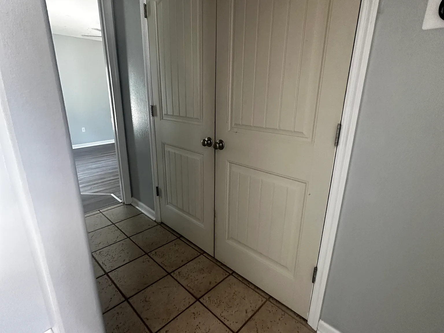 503 4h Club Rd — Photo 3