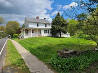 74 Shelton Rd, Trumbull, CT 06611